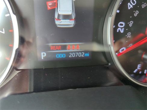 Used 2022 Toyota RAV4 LE image 37