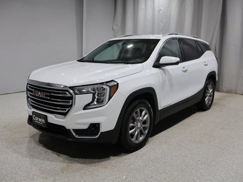 Used 2024 GMC Terrain SLT AWD/4WD image 5