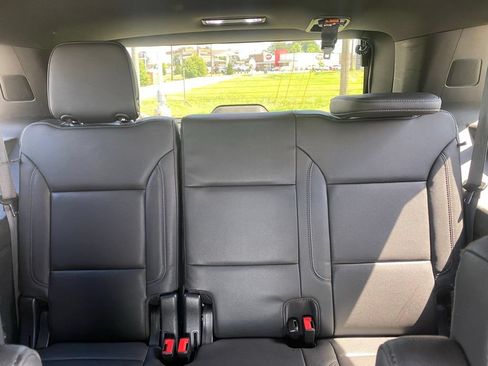 Used 2023 Chevrolet Tahoe Z71 AWD/4WD image 32