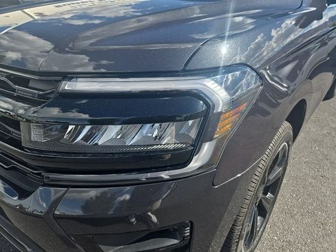 Used 2023 Ford Expedition Max Limited AWD/4WD image 32