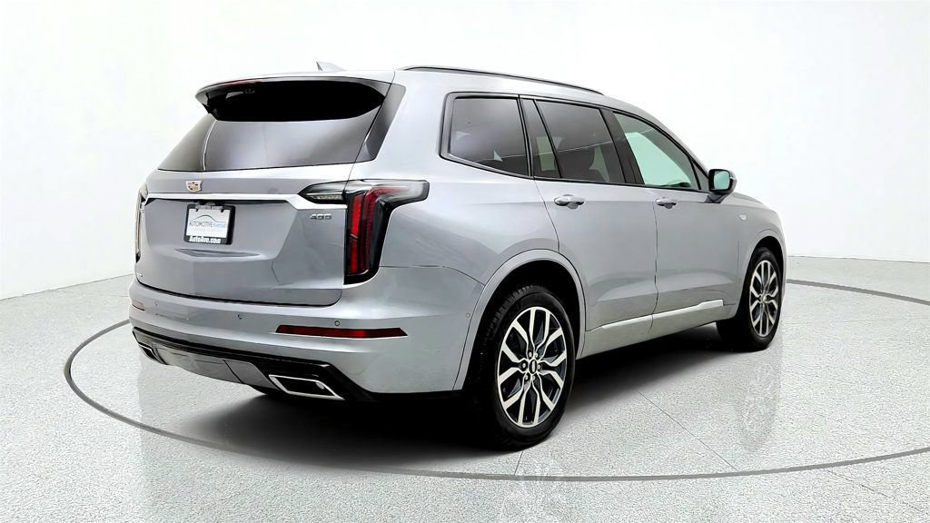 Used 2024 Cadillac XT6 Sport w/ Technology Package AWD/4WD image 5