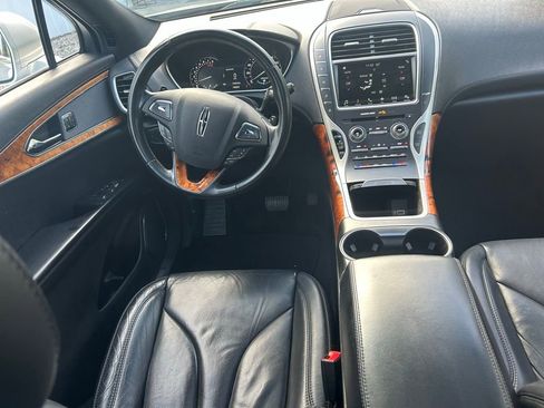 Used 2017 Lincoln MKX Reserve image 9