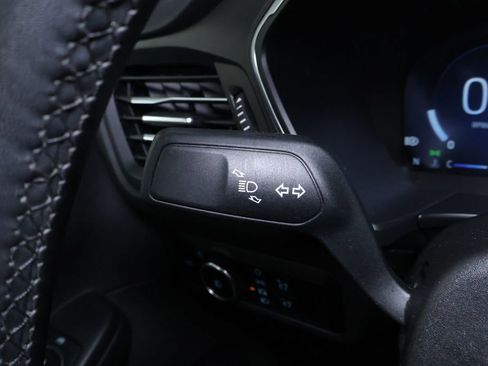 Used 2024 Ford Escape Platinum image 23