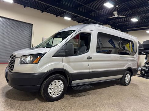 Used 2019 Ford Transit 250 148 Medium Roof image 11