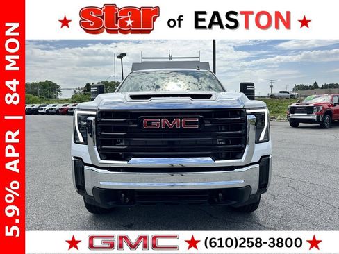New 2025 GMC Sierra 3500 Pro w/ Convenience Package image 4