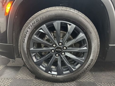 Used 2023 Chevrolet Traverse RS image 45