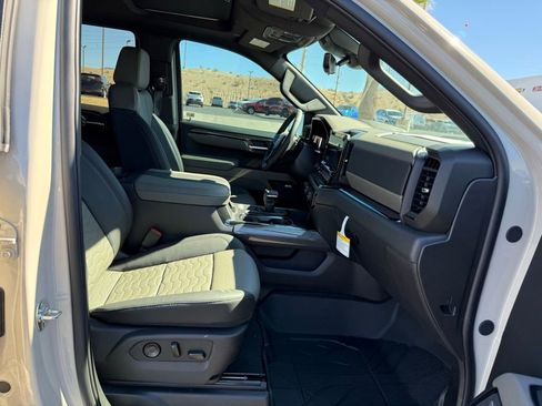 New 2026 Chevrolet Silverado 1500 ZR2 image 14