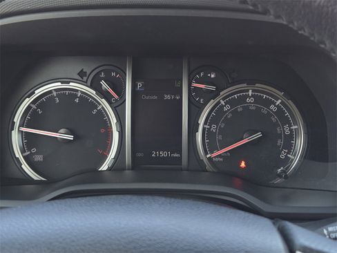 Used 2023 Toyota 4Runner TRD Off-Road Premium w/ Moonroof Package image 17