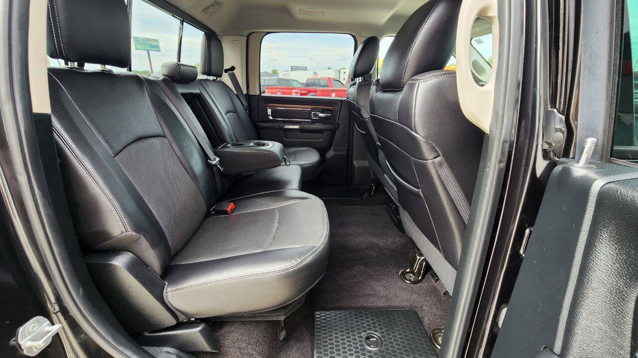 Used 2017 RAM 1500 Laramie AWD/4WD image 23