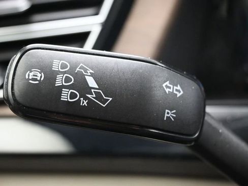 Used 2024 Volkswagen Atlas SE FWD image 31