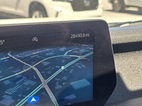 Used 2025 Ford Expedition Max Active image 12