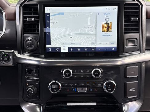 Used 2021 Ford F150 Lariat AWD/4WD image 4