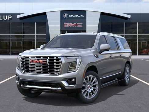 New 2026 GMC Yukon XL Denali w/ Sun & Power Step Package AWD/4WD image 6