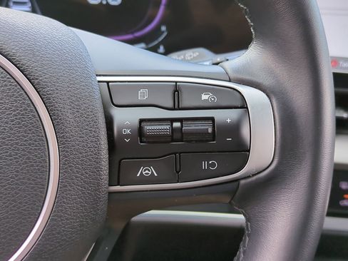 Certified 2024 Kia Sportage EX image 26