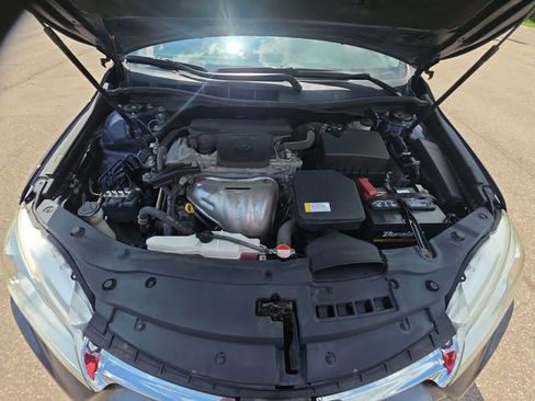 Used 2016 Toyota Camry XLE w/ Moonroof Package FWD image 28