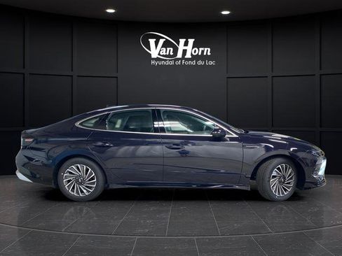 New 2026 Hyundai Sonata Limited FWD image 8