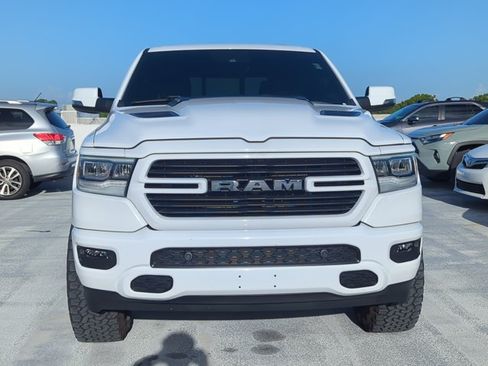 Used 2024 RAM 1500 Laramie AWD/4WD image 2