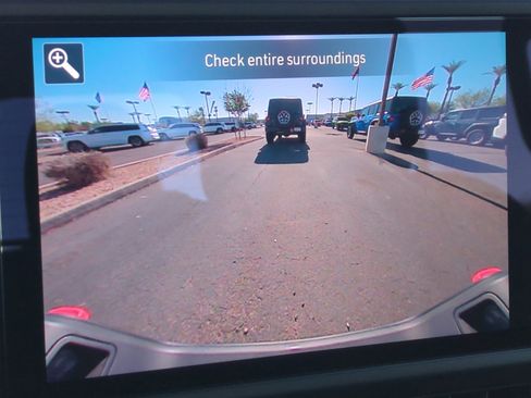 New 2025 Jeep Gladiator Mojave w/ Convenience Group image 28