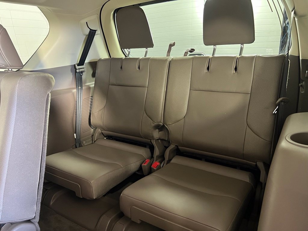 Used 2015 Lexus GX 460 w/ Premium Package AWD/4WD image 17