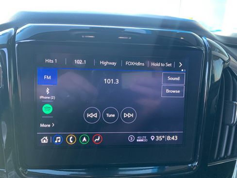 Used 2020 Chevrolet Traverse RS image 22