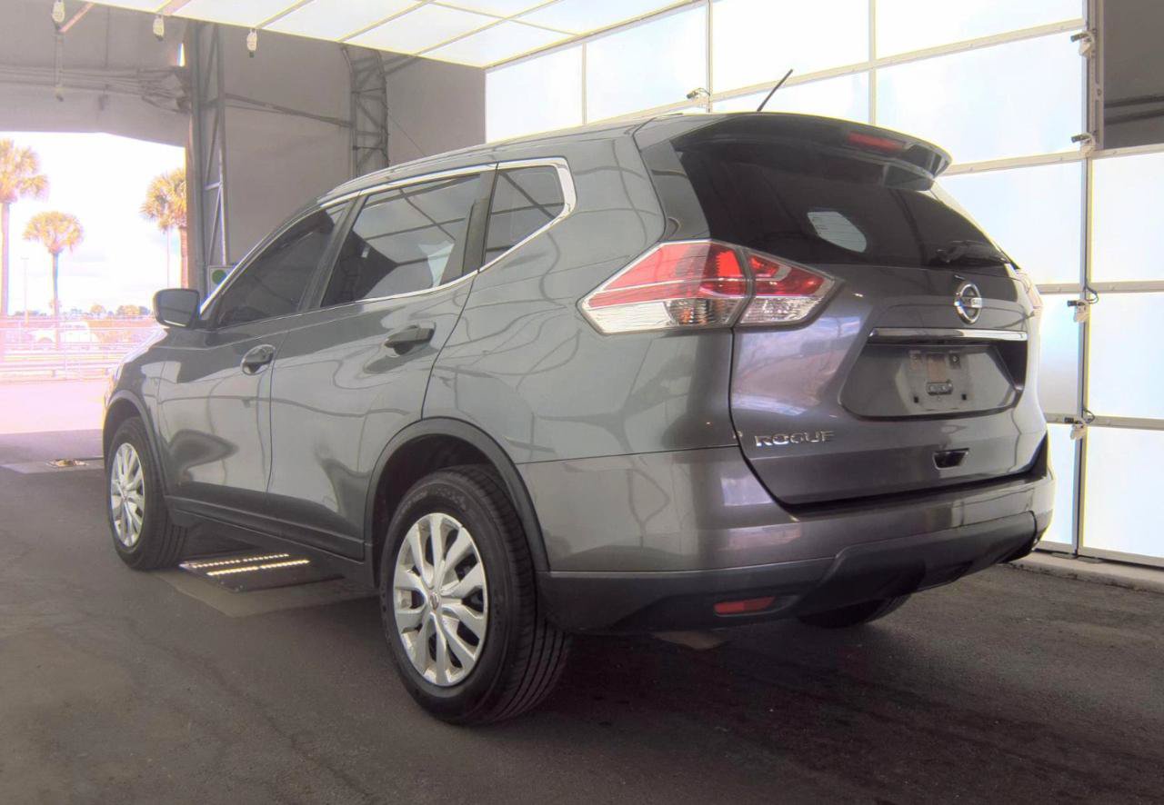 Used 2016 Nissan Rogue S FWD image 8
