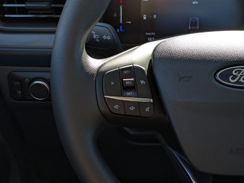 New 2026 Ford Maverick XL image 25