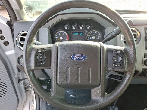 Used 2013 Ford F350 XLT w/ FX4 Off Road Pkg image 17
