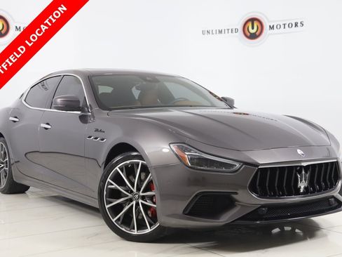 Used 2022 Maserati Ghibli Modena image 1
