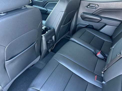 New 2025 GMC Canyon Elevation w/ Convenience Package image 12