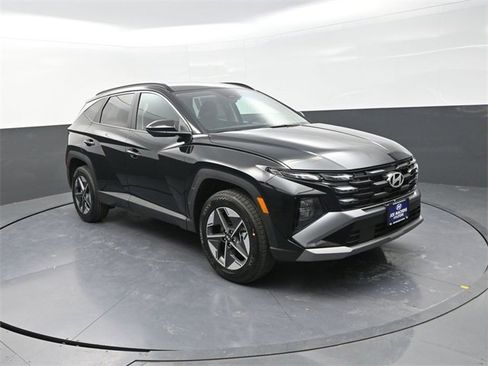 New 2026 Hyundai Tucson SEL image 2