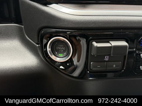 New 2026 GMC Sierra 1500 SLT AWD/4WD image 18