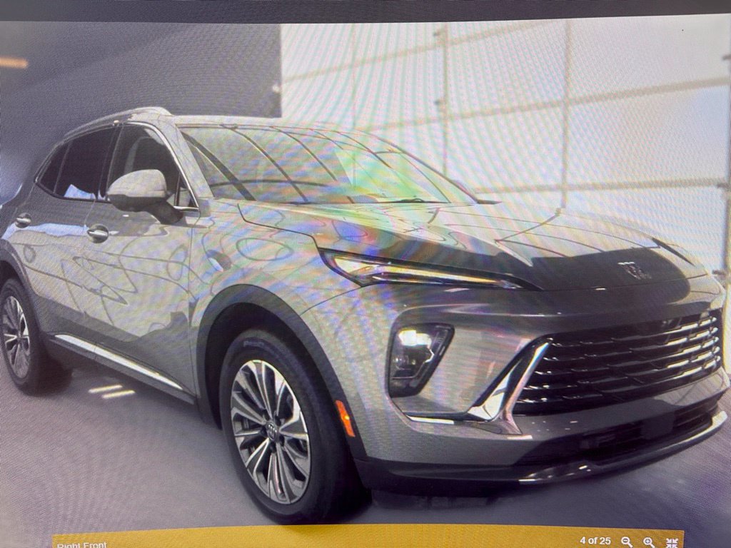 Used 2024 Buick Envision Preferred AWD/4WD image 2