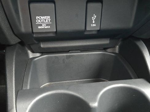 Used 2020 Honda Fit LX image 37