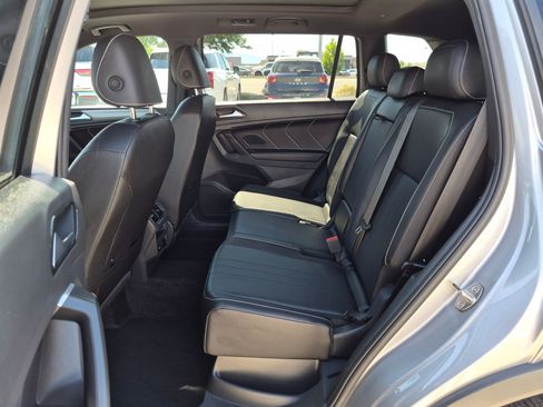 Used 2024 Volkswagen Tiguan SE R-Line AWD/4WD image 30