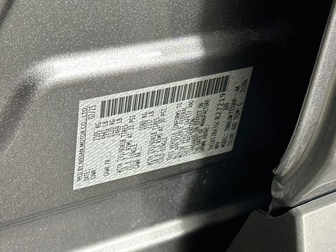 Used 2025 Nissan Rogue SV FWD image 12