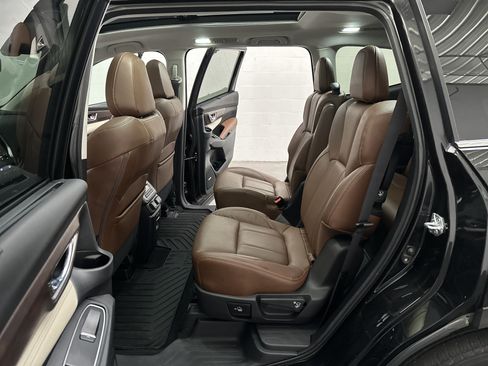 Used 2022 Subaru Ascent Touring AWD/4WD image 22