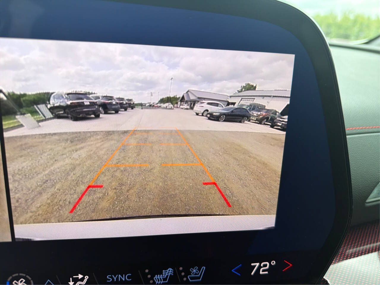 Used 2024 Chevrolet Traverse RS w/ LPO, Floor Liner Package AWD/4WD image 27