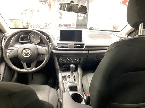 Used 2015 MAZDA MAZDA3 i SV image 15