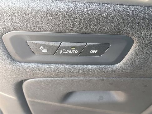 Used 2024 BMW X5 xDrive50e image 25