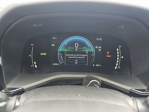 Certified 2025 Toyota Camry SE image 2