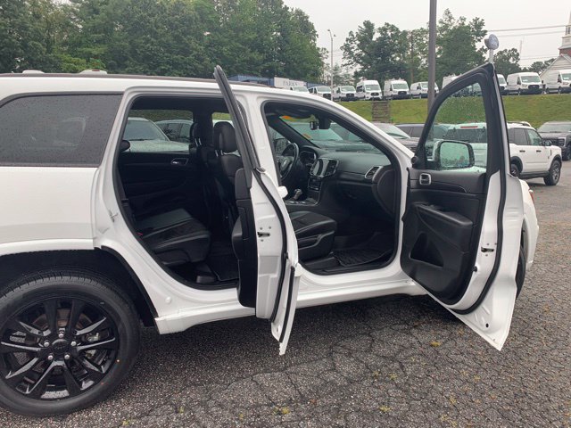 Used 2022 Jeep Grand Cherokee Laredo X AWD/4WD image 11