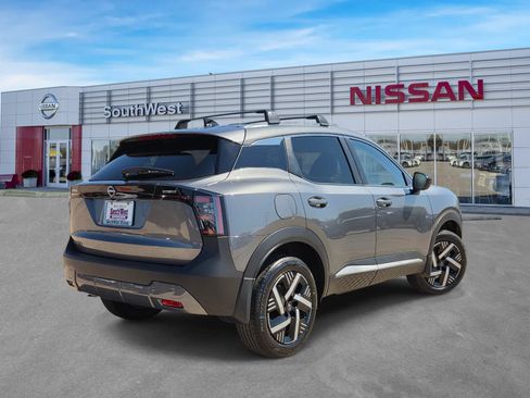 New 2027 Nissan Kicks SV w/ SV Premium Package FWD image 5