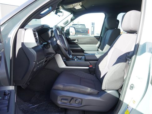 New 2026 Toyota Tundra SR5 w/ SR5 Convenience Package image 18