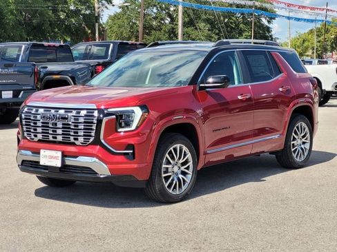 New 2026 GMC Terrain Denali w/ LPO, Black Badging Package image 3