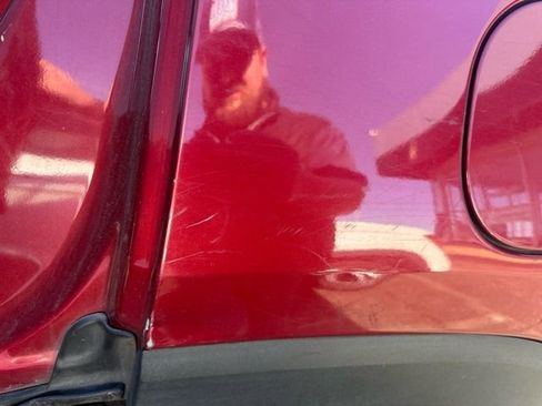 Used 2019 GMC Terrain SLE w/ LPO, Floor Liner Package image 10