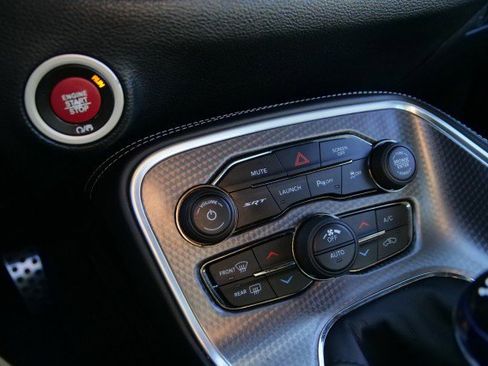 Used 2017 Dodge Challenger SRT Hellcat image 17