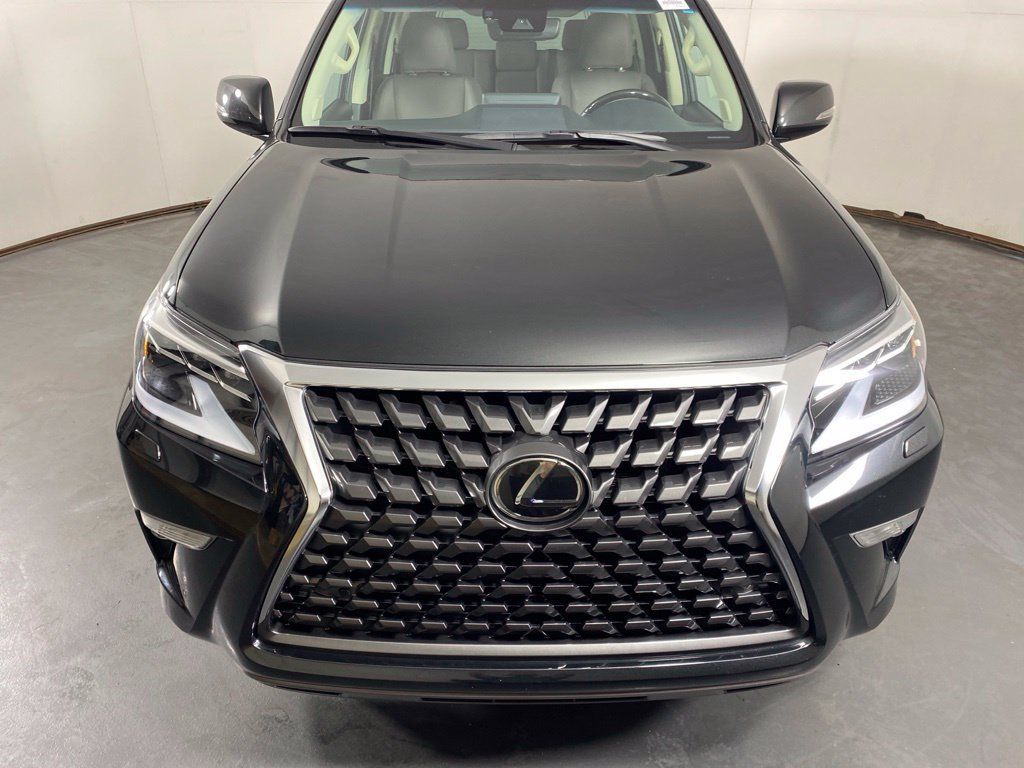 Used 2023 Lexus GX 460 Premium w/ Premium Package AWD/4WD image 6