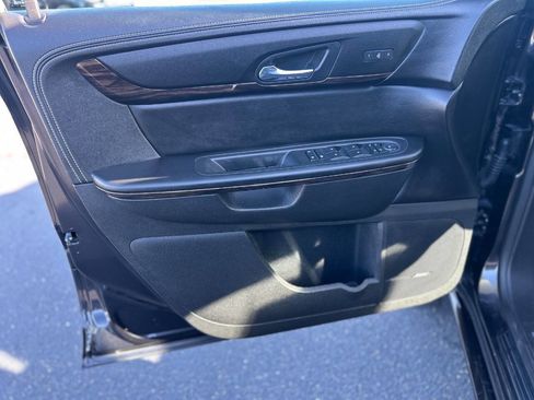 Used 2016 GMC Acadia Denali AWD/4WD image 8