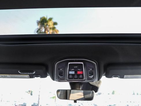 New 2026 Jeep Grand Cherokee Limited AWD/4WD image 19