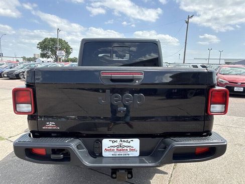 Used 2020 Jeep Gladiator Sport w/ Quick Order Package 24S AWD/4WD image 6